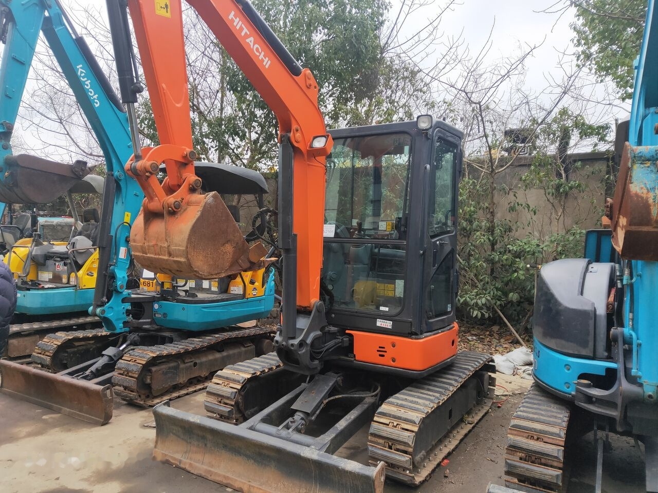 Hitachi ZX35 - Minigraafmachine: afbeelding 2 Hitachi ZX35 - Minigraafmachine: afbeelding 2