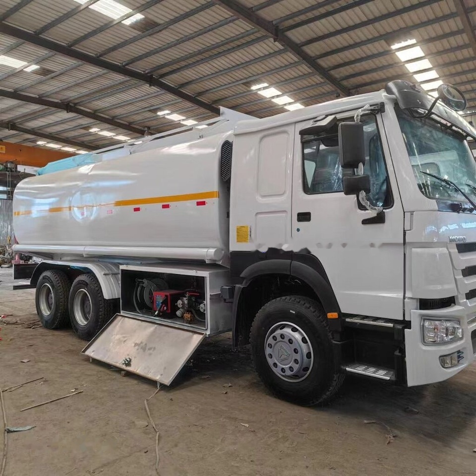 Howo 375 - Tankwagen: afbeelding 3 Howo 375 - Tankwagen: afbeelding 3