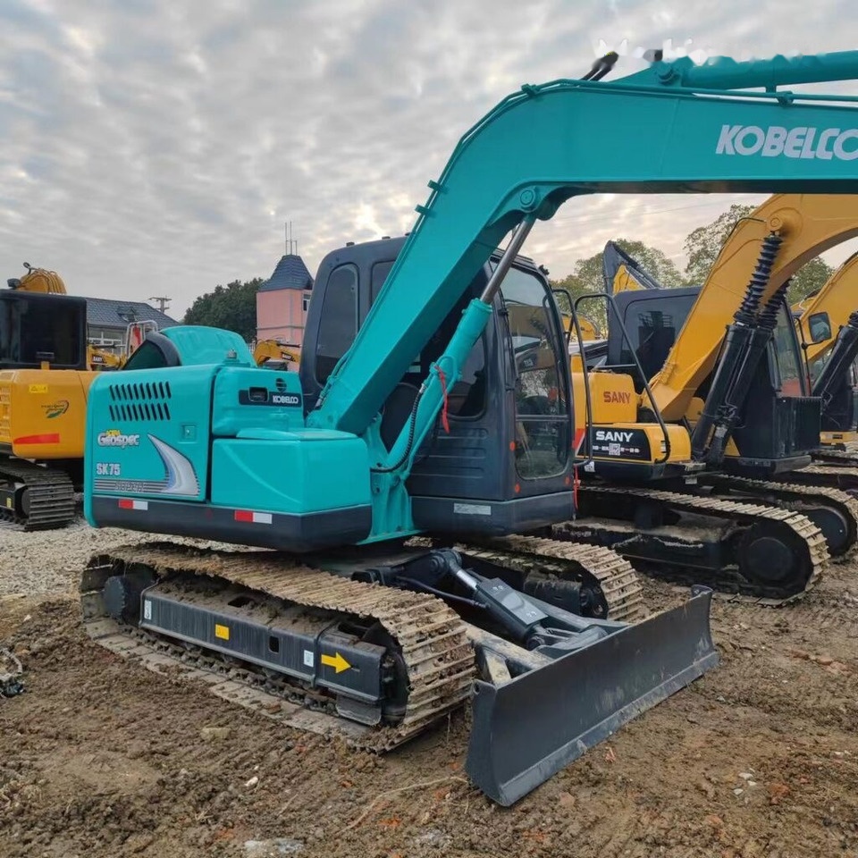 Kobelco SK75 - Minigraafmachine: afbeelding 1 Kobelco SK75 - Minigraafmachine: afbeelding 1