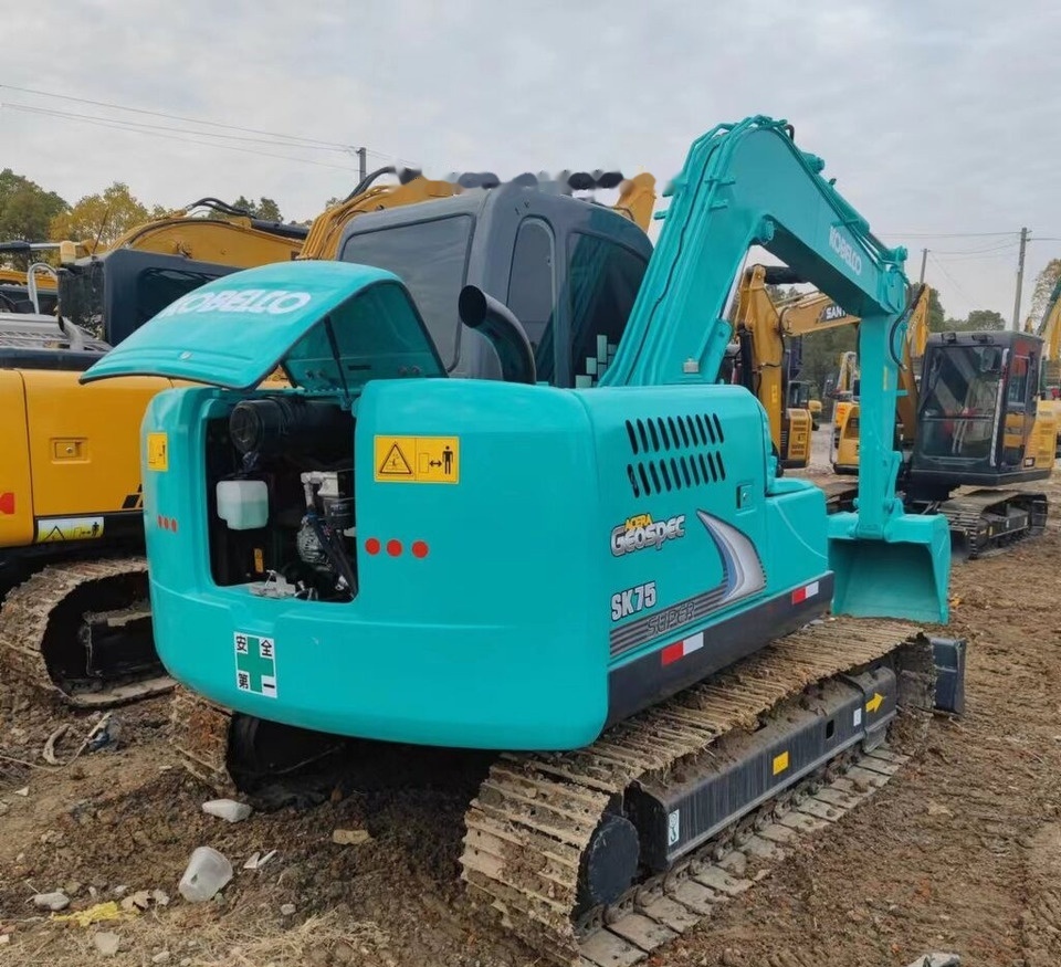 Kobelco SK75 - Minigraafmachine: afbeelding 2 Kobelco SK75 - Minigraafmachine: afbeelding 2
