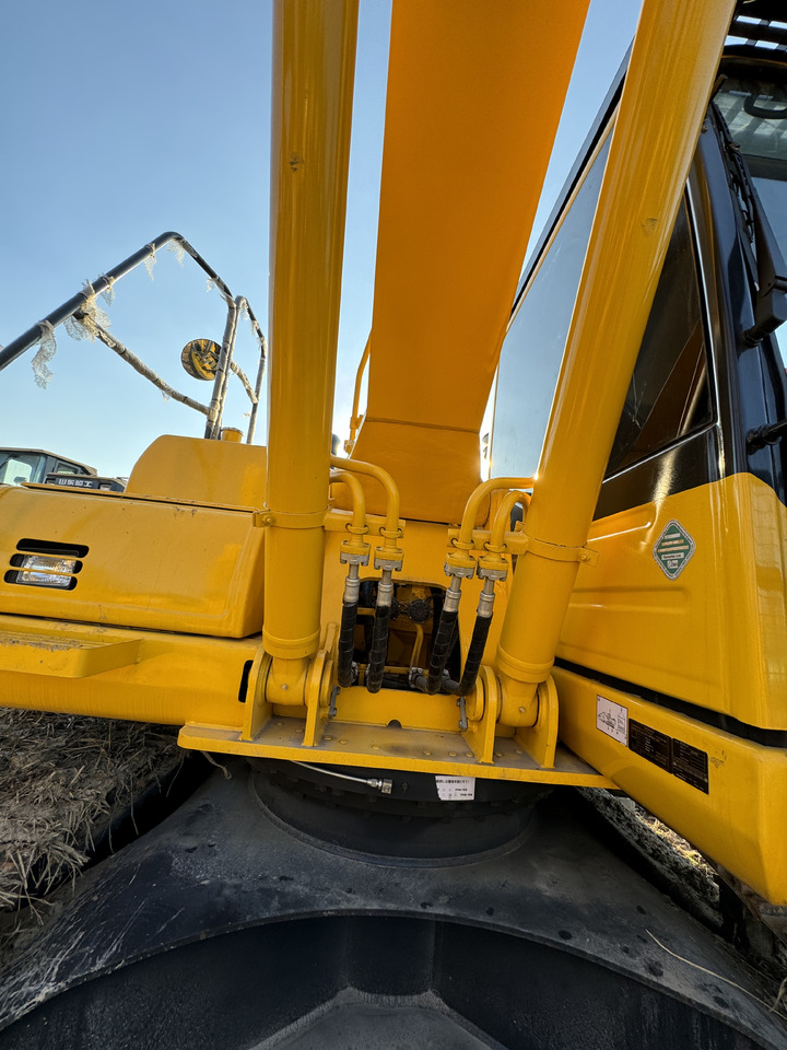 Komatsu PC210-8 - Rupsgraafmachine: afbeelding 2 Komatsu PC210-8 - Rupsgraafmachine: afbeelding 2