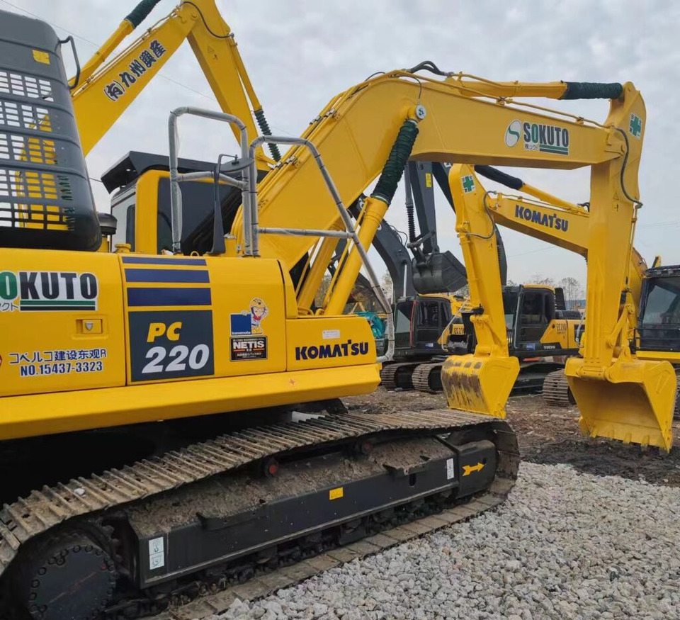 Komatsu PC220-8 - Rupsgraafmachine: afbeelding 4 Komatsu PC220-8 - Rupsgraafmachine: afbeelding 4