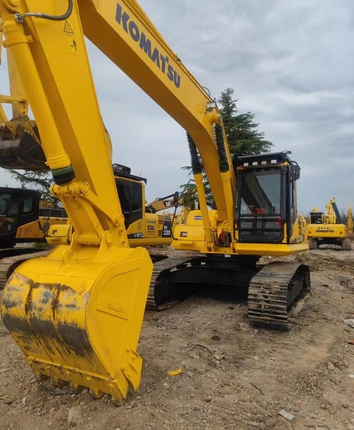 Komatsu PC220-8 - Rupsgraafmachine: afbeelding 1 Komatsu PC220-8 - Rupsgraafmachine: afbeelding 1