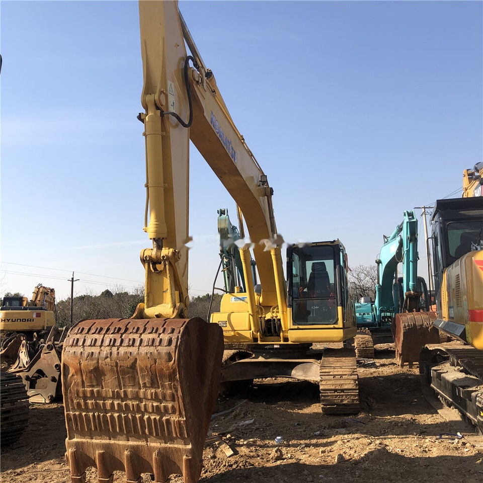 Komatsu PC220 - Rupsgraafmachine: afbeelding 1 Komatsu PC220 - Rupsgraafmachine: afbeelding 1