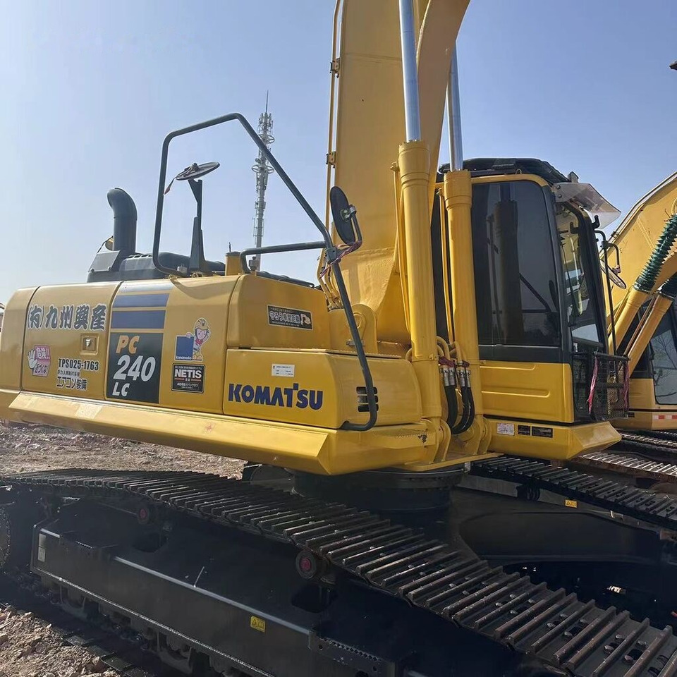 Komatsu PC240-8 - Rupsgraafmachine: afbeelding 1 Komatsu PC240-8 - Rupsgraafmachine: afbeelding 1