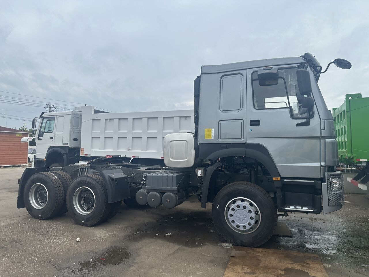 Howo - Trekker: afbeelding 2 Howo - Trekker: afbeelding 2