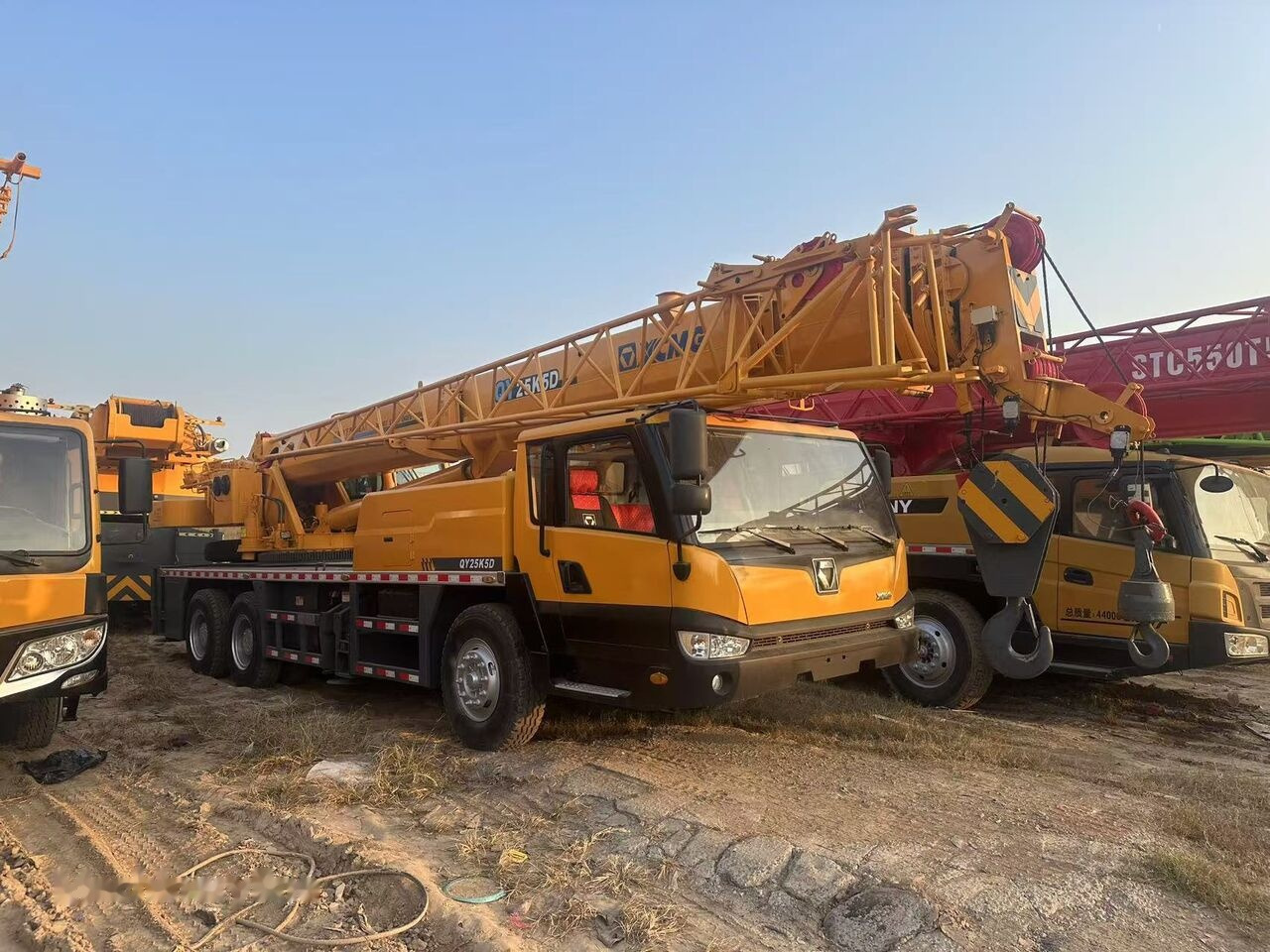 XCMG QY25K5D -3 - Mobiele kraan: afbeelding 5 XCMG QY25K5D -3 - Mobiele kraan: afbeelding 5
