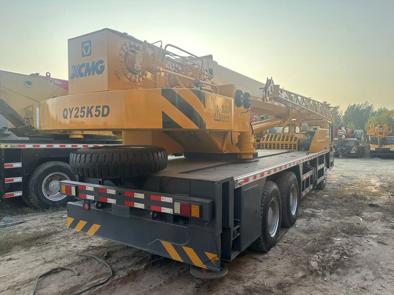 XCMG QY25K5D -3 - Mobiele kraan: afbeelding 3 XCMG QY25K5D -3 - Mobiele kraan: afbeelding 3