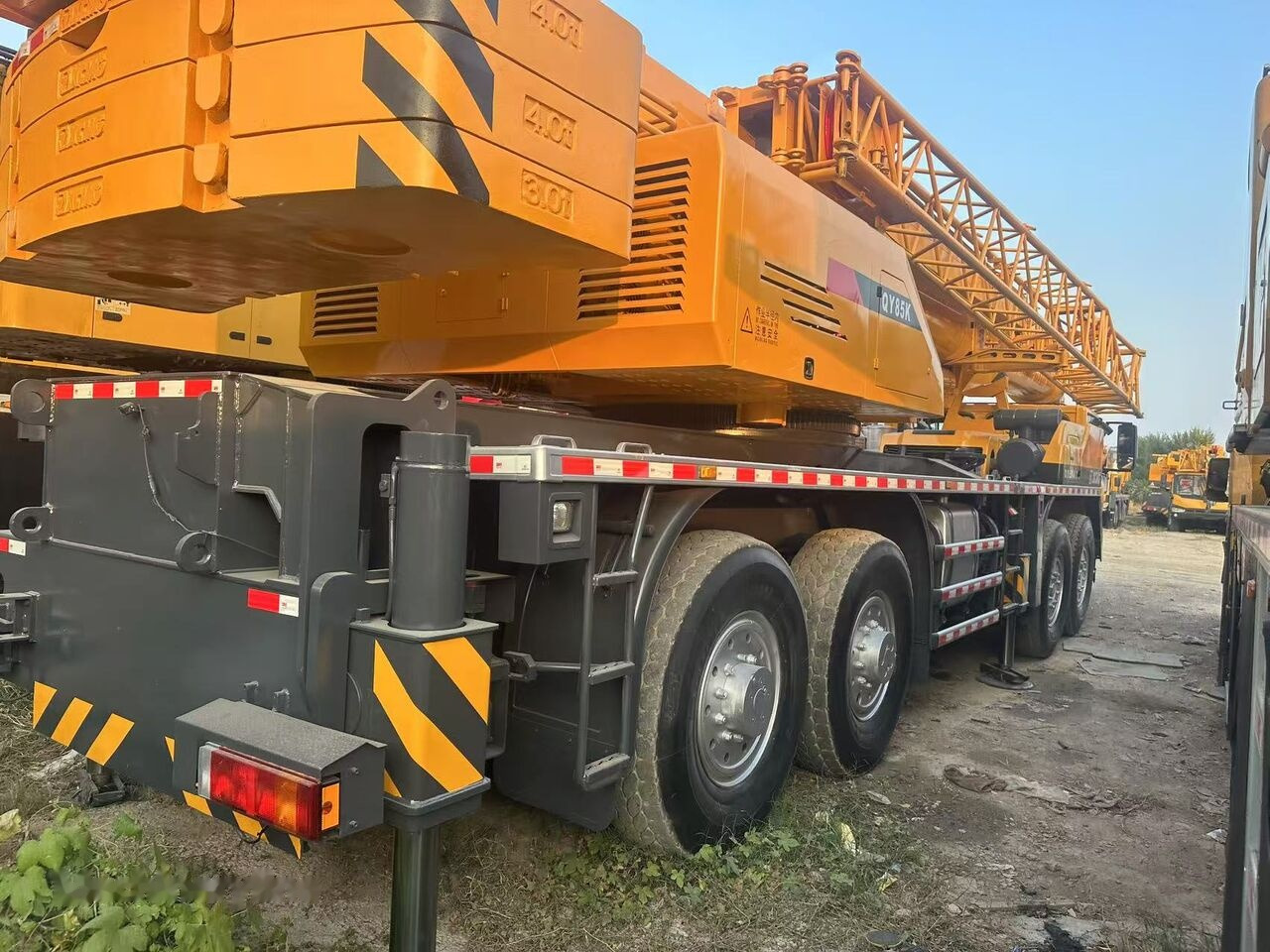 XCMG QY85k - Mobiele kraan: afbeelding 2 XCMG QY85k - Mobiele kraan: afbeelding 2