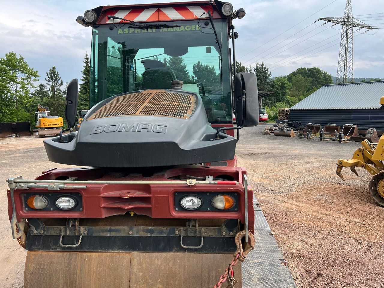 Asfaltwals BOMAG BW 154 AP-4 AM mit Splitstreuer: afbeelding 6