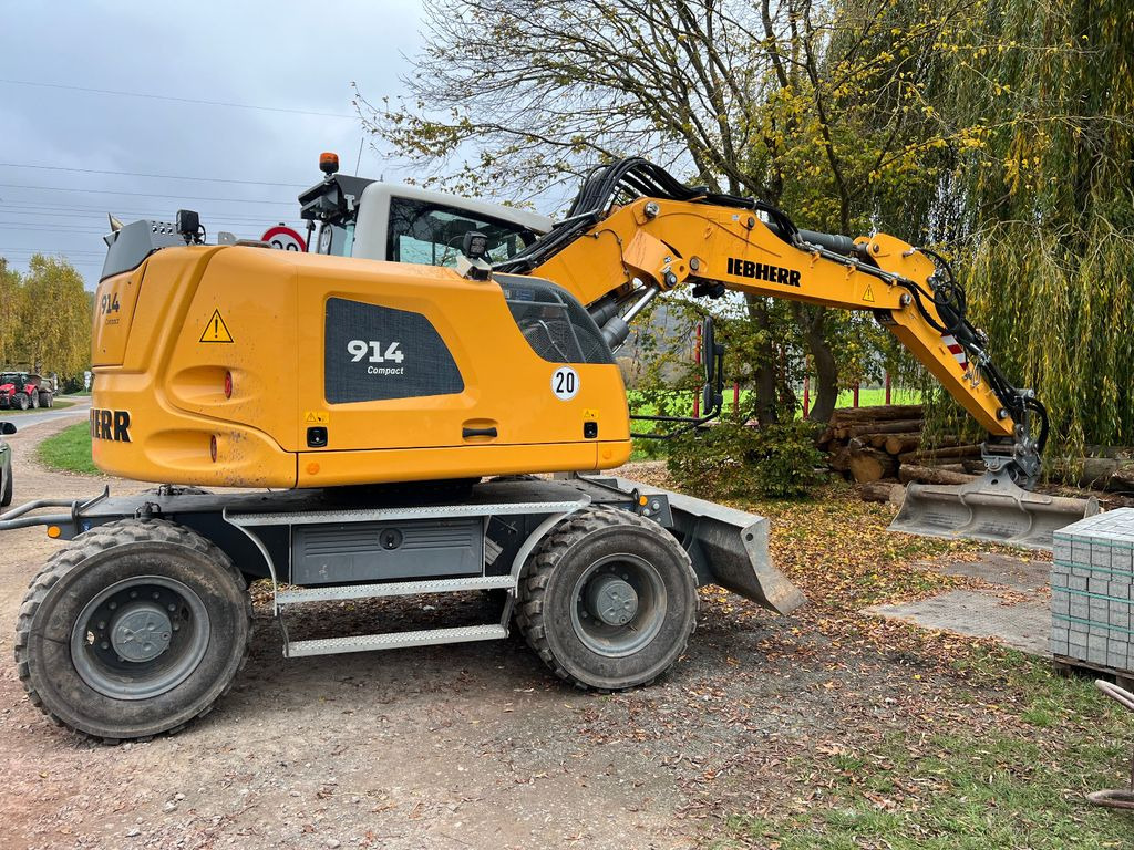 Liebherr A 914 Compact SW 33 Likufix Liebherr A 914 Compact SW 33 Likufix - Mobiele graafmachine: afbeelding 1 Liebherr A 914 Compact SW 33 Likufix Liebherr A 914 Compact SW 33 Likufix - Mobiele graafmachine: afbeelding 1
