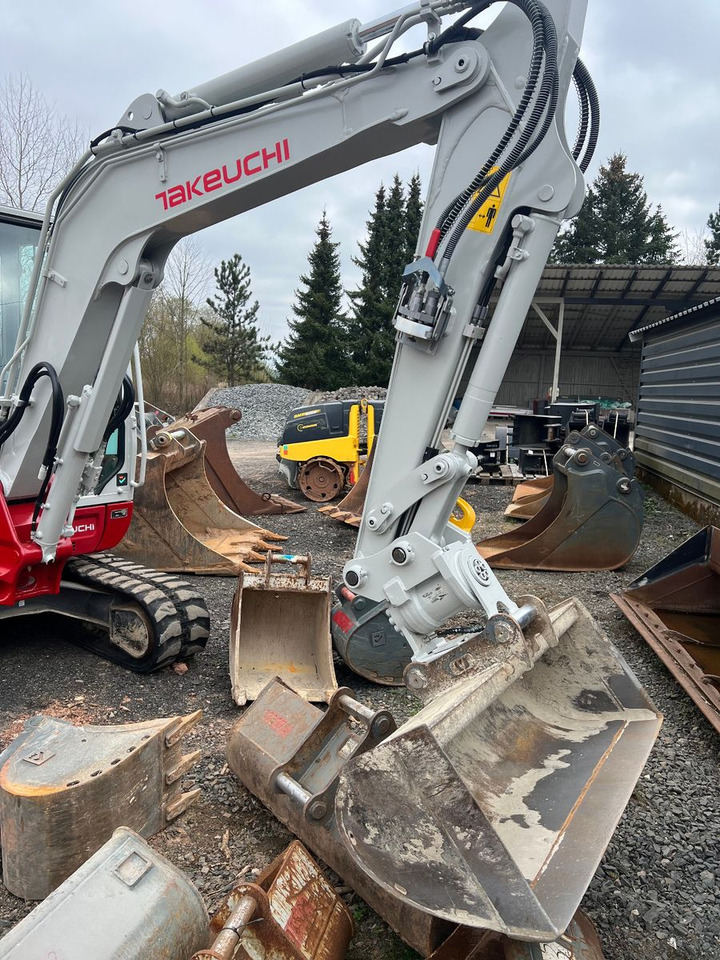 Takeuchi TB 240 DPF V4 - Minigraafmachine: afbeelding 2 Takeuchi TB 240 DPF V4 - Minigraafmachine: afbeelding 2