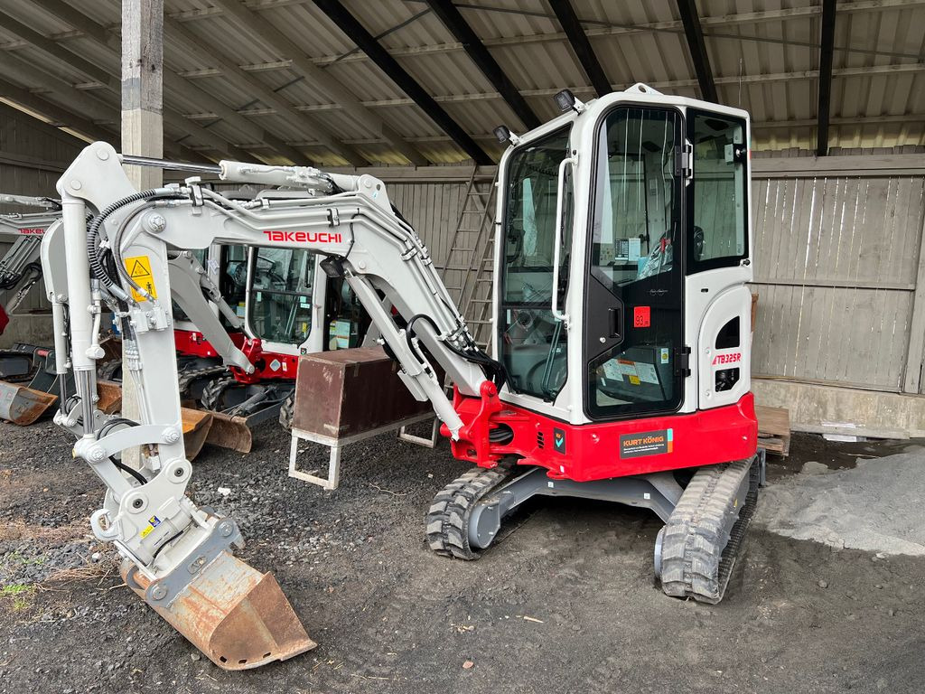 Takeuchi TB 325 RA - Powertilt V3 - Minigraafmachine: afbeelding 1 Takeuchi TB 325 RA - Powertilt V3 - Minigraafmachine: afbeelding 1
