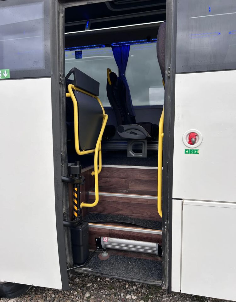 Isuzu Grand Toro - Streekbus: afbeelding 3 Isuzu Grand Toro - Streekbus: afbeelding 3