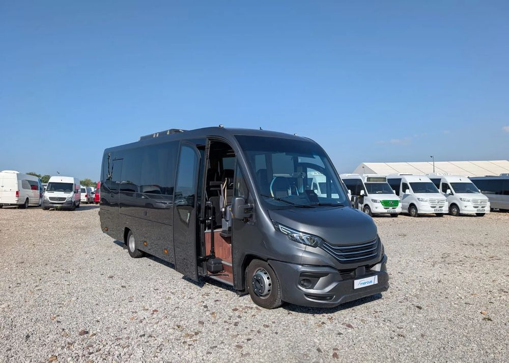 Iveco Daily 70C21 - Minibus, Personenvervoer: afbeelding 1 Iveco Daily 70C21 - Minibus, Personenvervoer: afbeelding 1