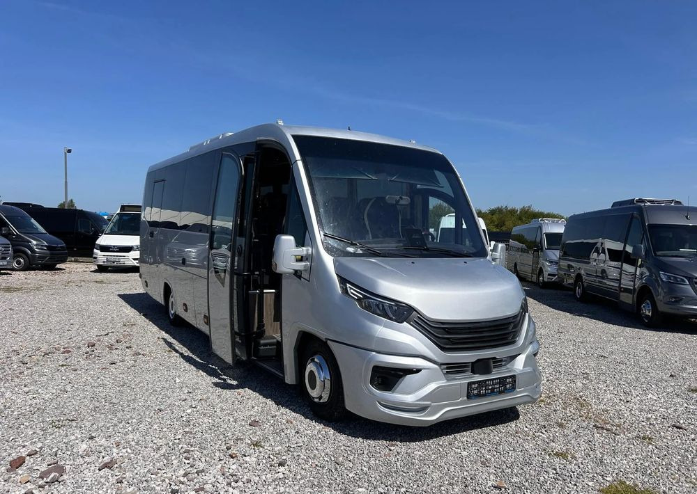 Iveco Daily - Minibus, Personenvervoer: afbeelding 1 Iveco Daily - Minibus, Personenvervoer: afbeelding 1