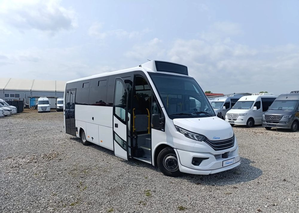 Iveco Mercus Daily City - Minibus, Personenvervoer: afbeelding 1 Iveco Mercus Daily City - Minibus, Personenvervoer: afbeelding 1