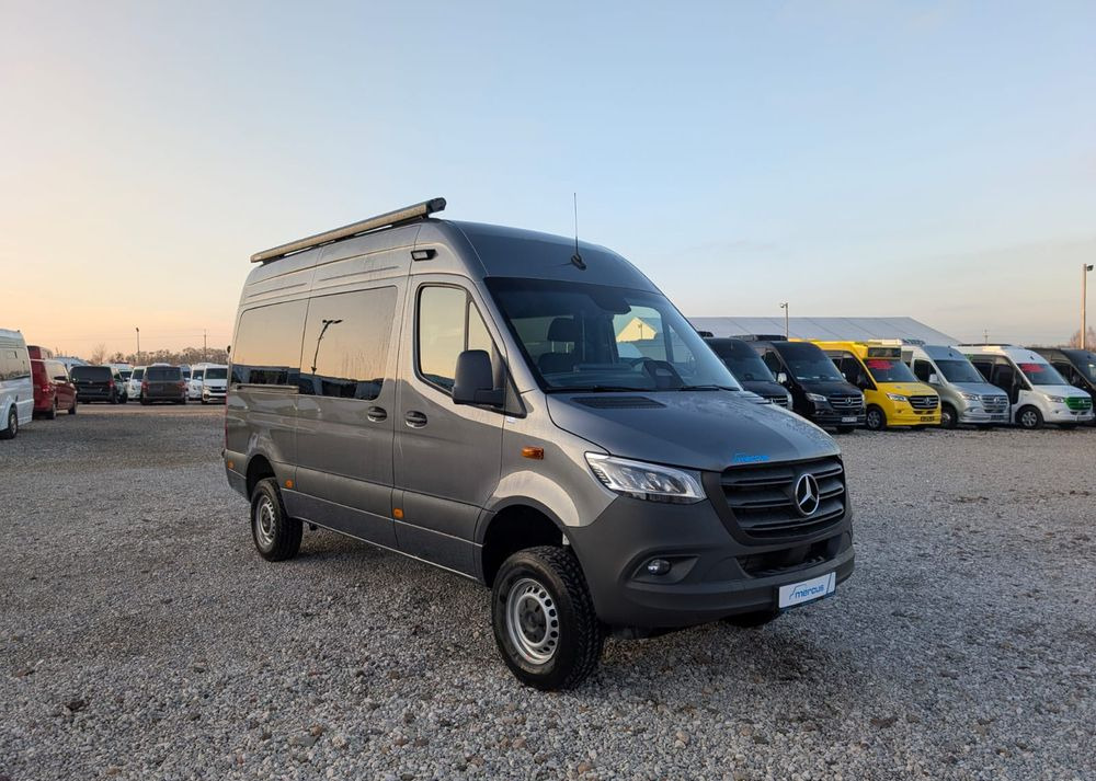 Mercedes-Benz Spritner 319 - Minibus, Personenvervoer: afbeelding 1 Mercedes-Benz Spritner 319 - Minibus, Personenvervoer: afbeelding 1