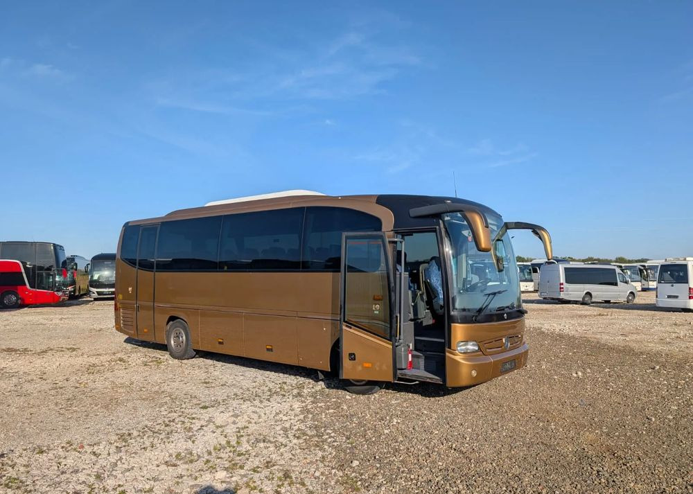 Mercedes-Benz Tourino - Touringcar: afbeelding 2 Mercedes-Benz Tourino - Touringcar: afbeelding 2