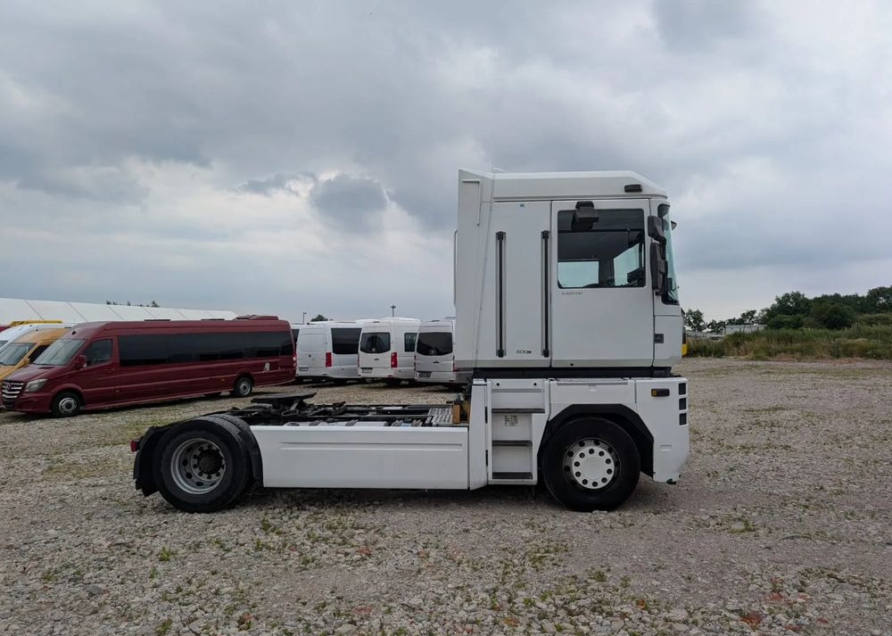Renault Magnum - Trekker: afbeelding 3 Renault Magnum - Trekker: afbeelding 3
