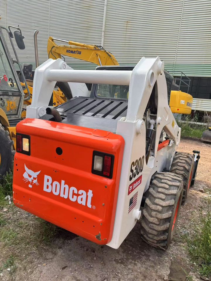 BOBCAT S300 - Graaflaadmachine: afbeelding 4 BOBCAT S300 - Graaflaadmachine: afbeelding 4
