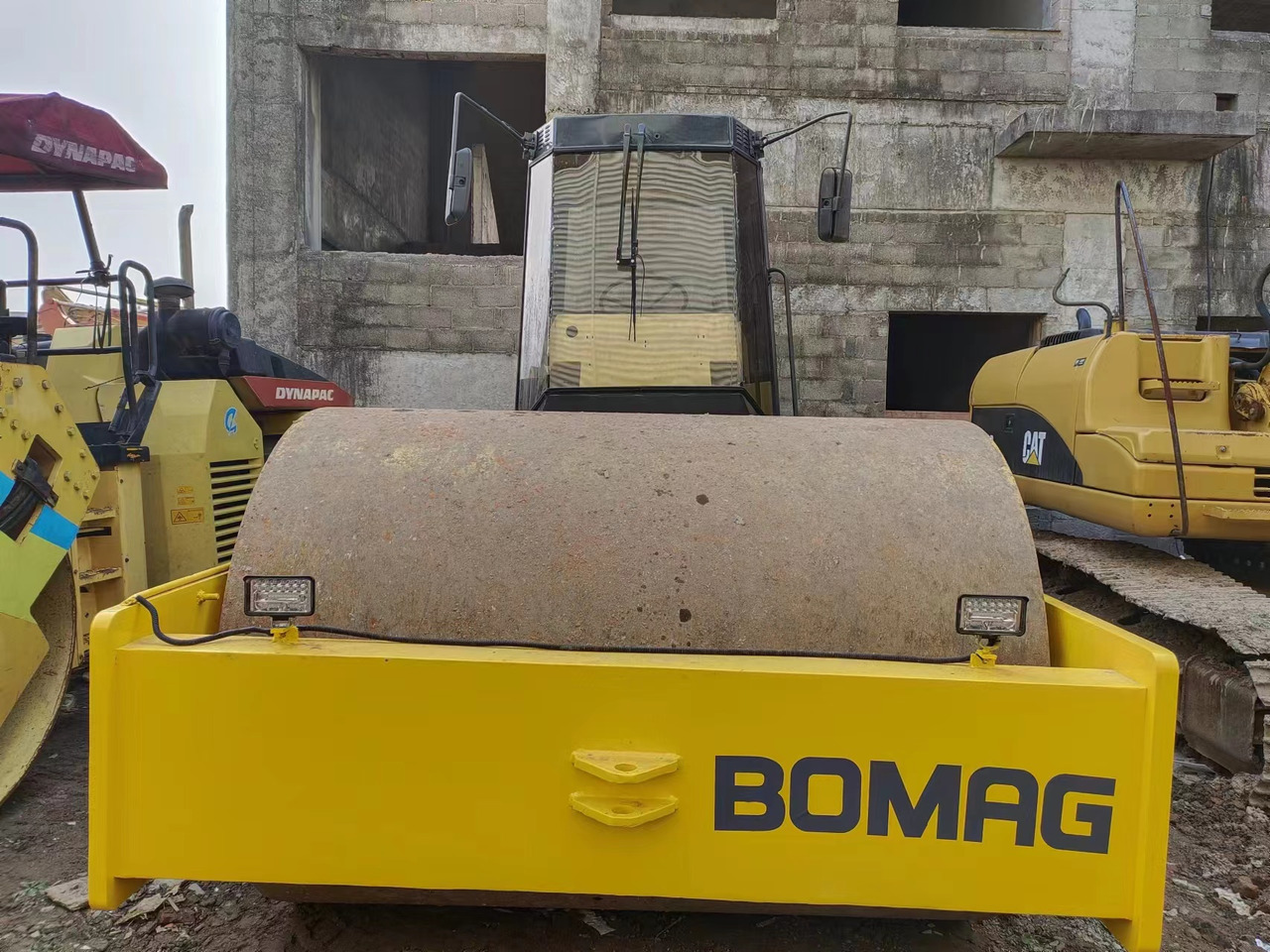 BOMAG BW 217D - Schapenpootwals/ Grondverdichter: afbeelding 3 BOMAG BW 217D - Schapenpootwals/ Grondverdichter: afbeelding 3