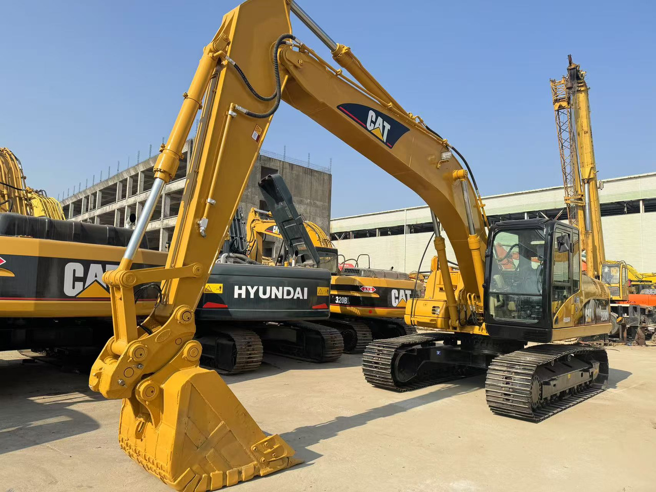 CATERPILLAR 320CL CAT 320 - Rupsgraafmachine: afbeelding 1 CATERPILLAR 320CL CAT 320 - Rupsgraafmachine: afbeelding 1