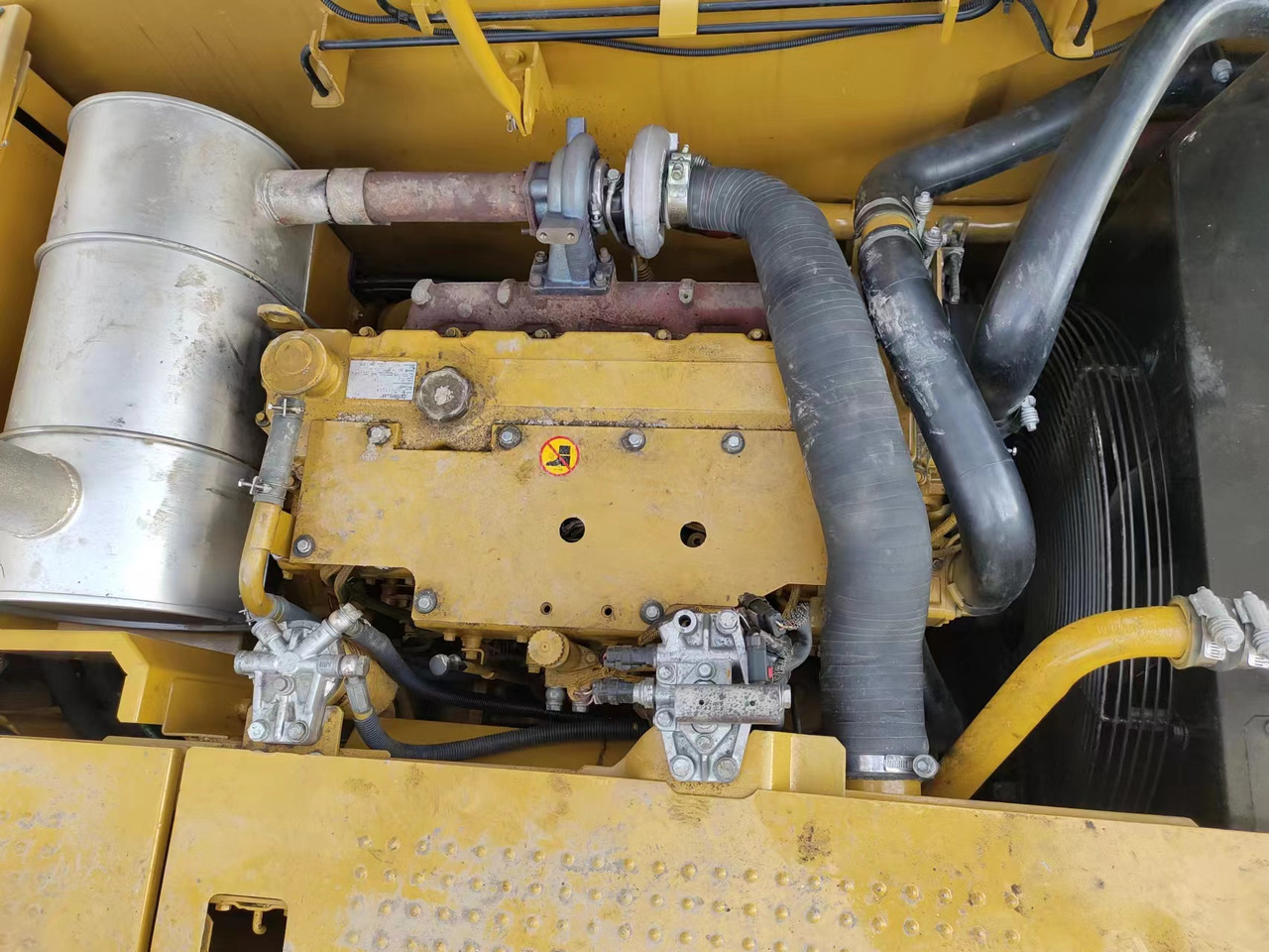 CATERPILLAR 320D2L CAT 320D - Rupsgraafmachine: afbeelding 5 CATERPILLAR 320D2L CAT 320D - Rupsgraafmachine: afbeelding 5