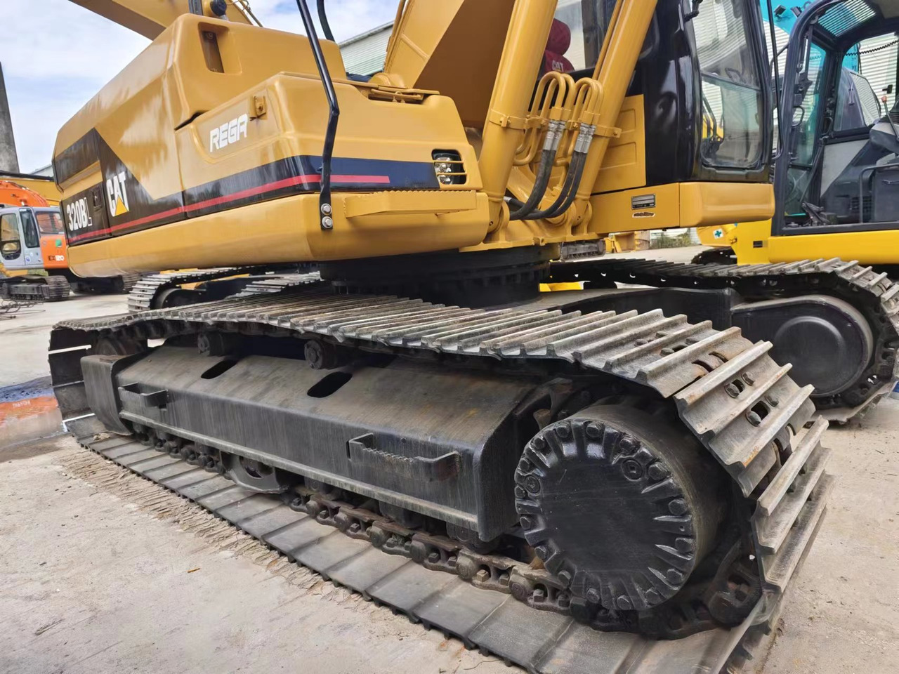 CATERPILLAR CAT 320BL - Rupsgraafmachine: afbeelding 3 CATERPILLAR CAT 320BL - Rupsgraafmachine: afbeelding 3