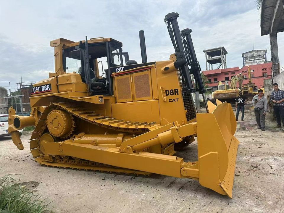 CATERPILLAR D8R - Bulldozer: afbeelding 1 CATERPILLAR D8R - Bulldozer: afbeelding 1