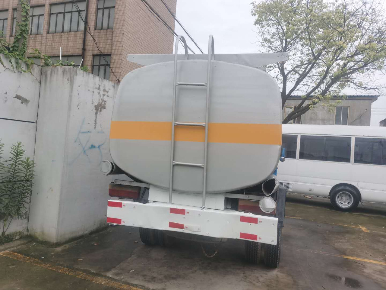 DONGFENG 6ton - Tankwagen: afbeelding 4 DONGFENG 6ton - Tankwagen: afbeelding 4