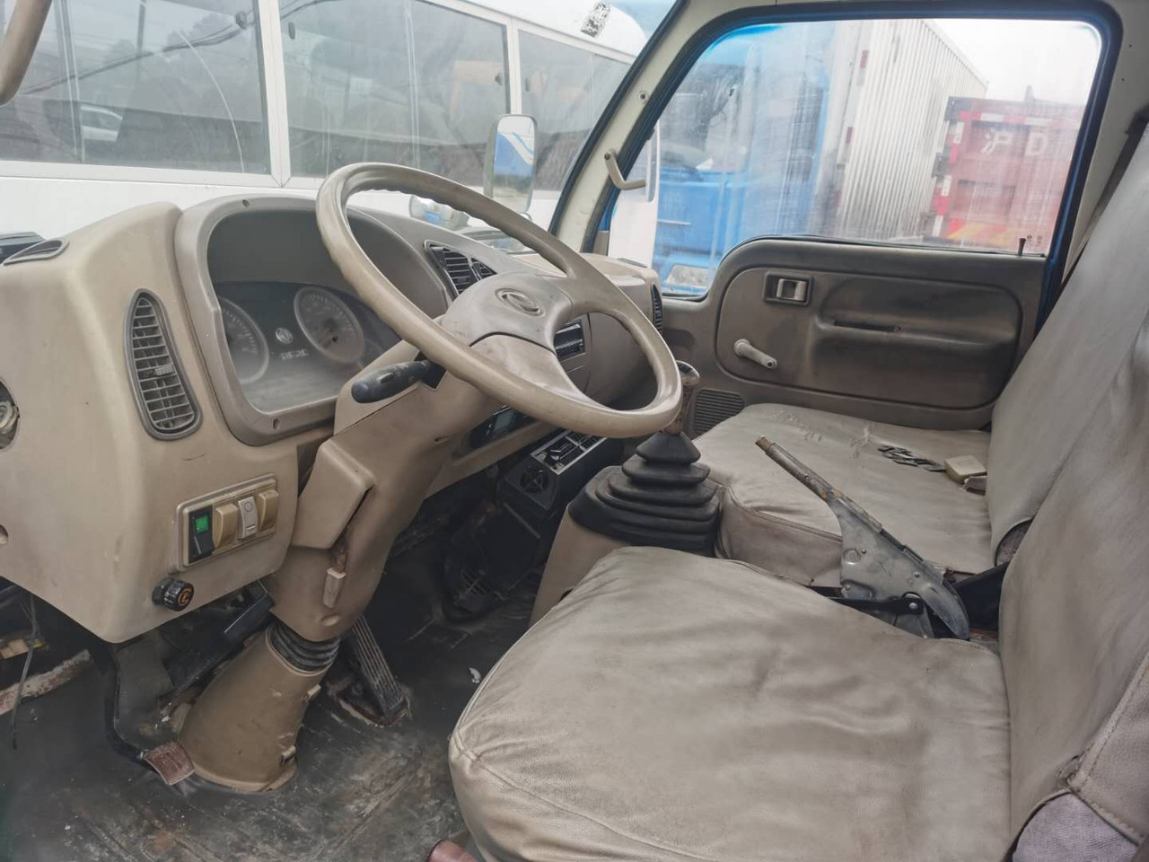 DONGFENG 6ton - Tankwagen: afbeelding 5 DONGFENG 6ton - Tankwagen: afbeelding 5