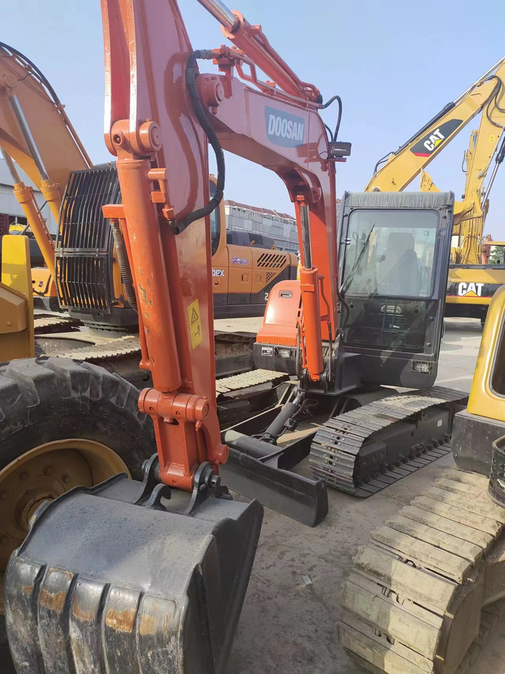 DOOSAN DX60 - Minigraafmachine: afbeelding 2 DOOSAN DX60 - Minigraafmachine: afbeelding 2