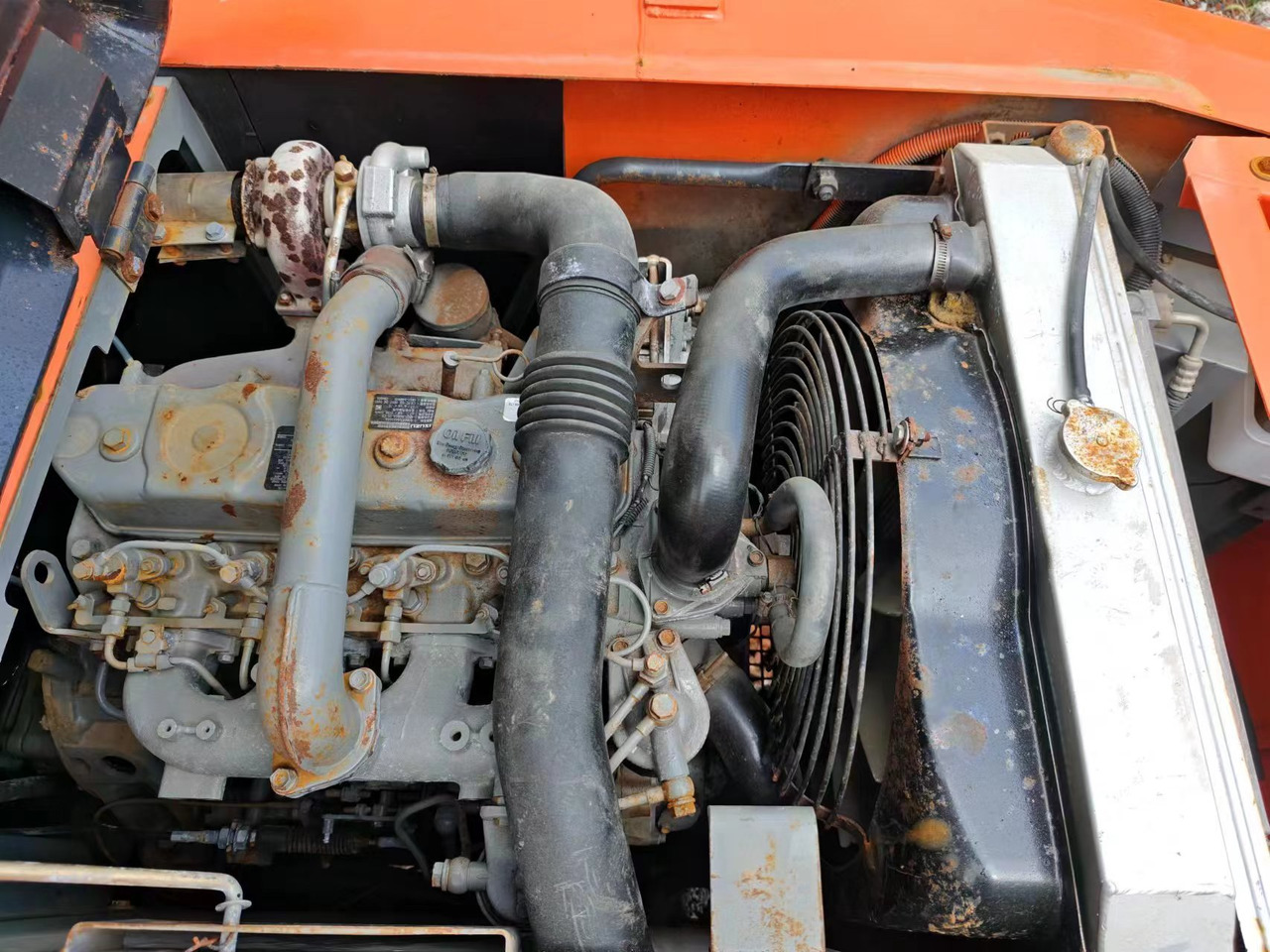 HITACHI EX120-5 - Rupsgraafmachine: afbeelding 4 HITACHI EX120-5 - Rupsgraafmachine: afbeelding 4