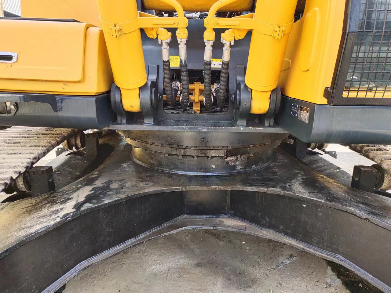 HYUNDAI R385LC-9T R305 R220 - Rupsgraafmachine: afbeelding 3 HYUNDAI R385LC-9T R305 R220 - Rupsgraafmachine: afbeelding 3