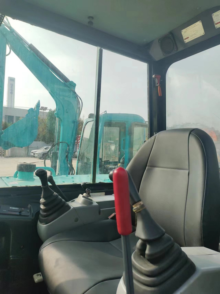 KOBELCO SK60-8 - Minigraafmachine: afbeelding 4 KOBELCO SK60-8 - Minigraafmachine: afbeelding 4