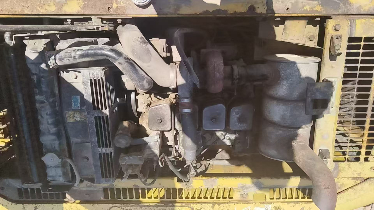 KOMATSU PC120-6 - Rupsgraafmachine: afbeelding 4 KOMATSU PC120-6 - Rupsgraafmachine: afbeelding 4