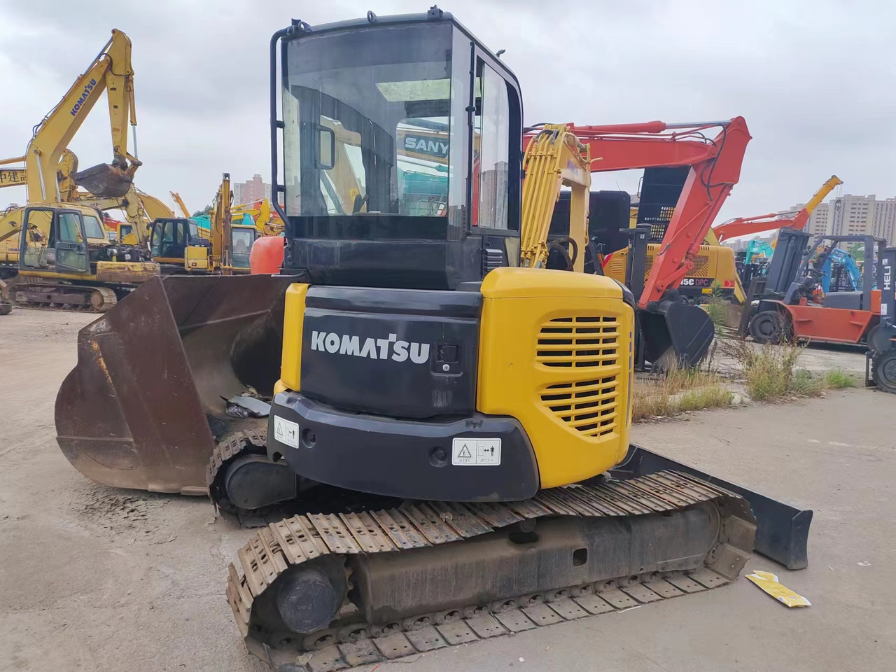 KOMATSU PC40MR - Minigraafmachine: afbeelding 2 KOMATSU PC40MR - Minigraafmachine: afbeelding 2