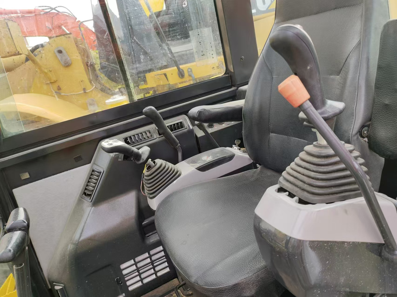 KOMATSU PC56-7 PC56 - Minigraafmachine: afbeelding 5 KOMATSU PC56-7 PC56 - Minigraafmachine: afbeelding 5