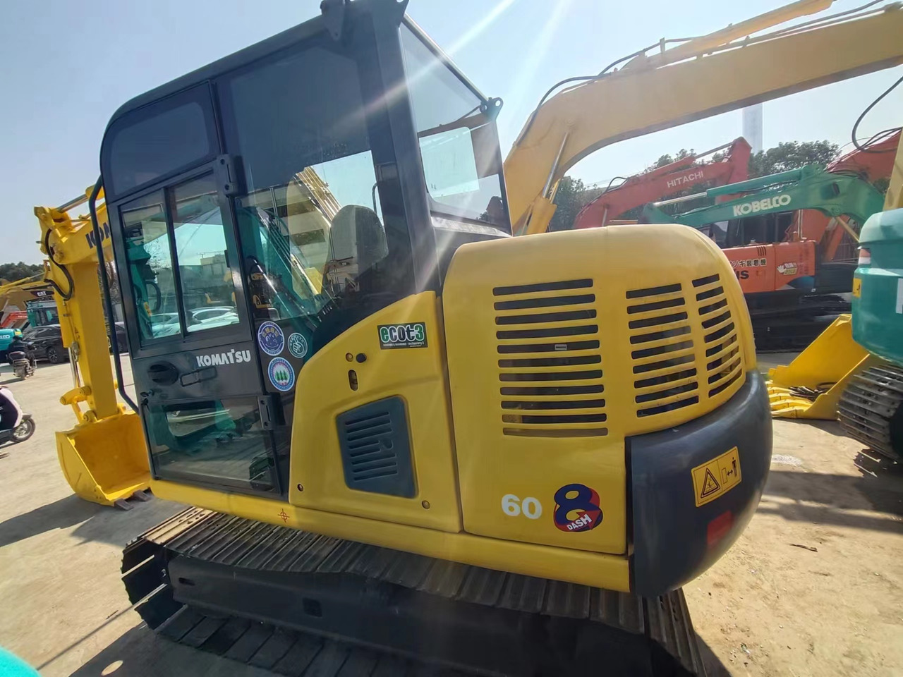 KOMATSU PC60-8 - Minigraafmachine: afbeelding 3 KOMATSU PC60-8 - Minigraafmachine: afbeelding 3