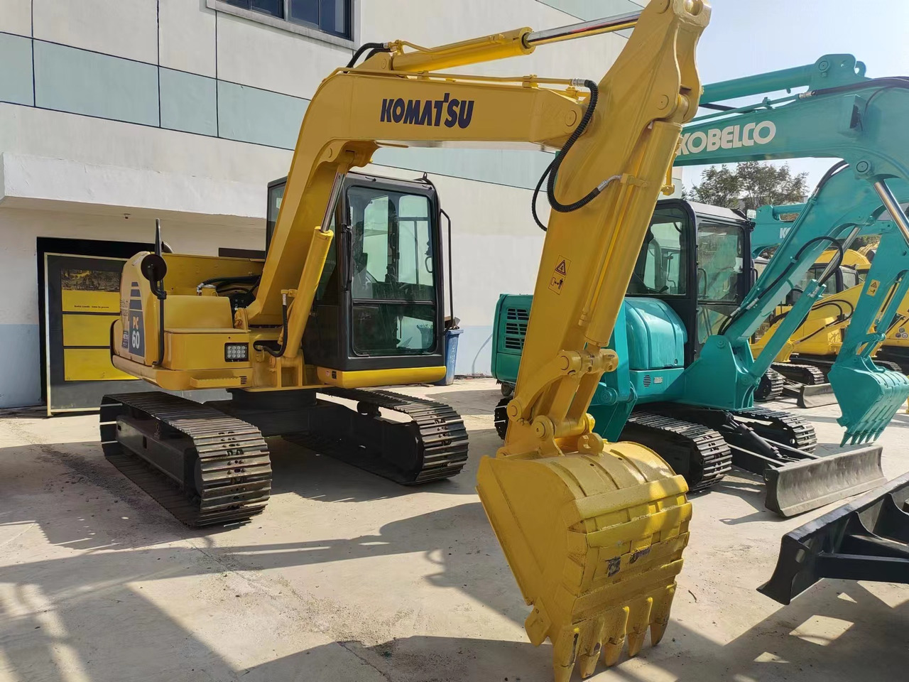 KOMATSU PC60-8 - Minigraafmachine: afbeelding 2 KOMATSU PC60-8 - Minigraafmachine: afbeelding 2