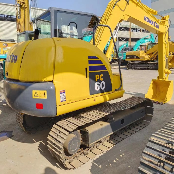 KOMATSU PC60-8 - Minigraafmachine: afbeelding 4 KOMATSU PC60-8 - Minigraafmachine: afbeelding 4