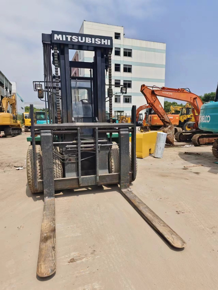 MITSUBISHI FD160 - Diesel heftruck: afbeelding 3 MITSUBISHI FD160 - Diesel heftruck: afbeelding 3