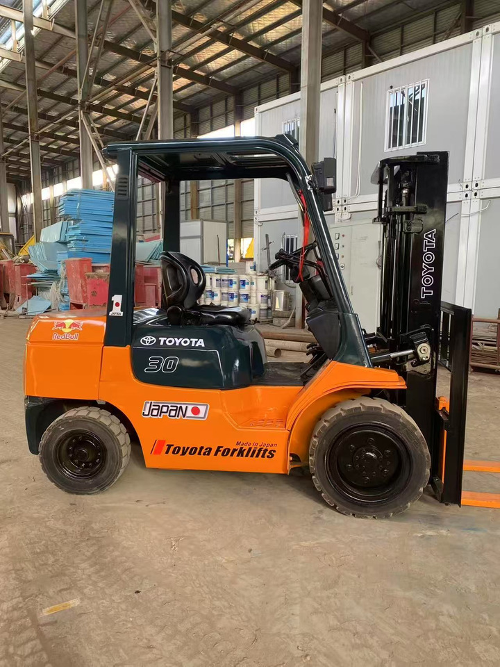 TOYOTA FD30 - Diesel heftruck: afbeelding 5 TOYOTA FD30 - Diesel heftruck: afbeelding 5