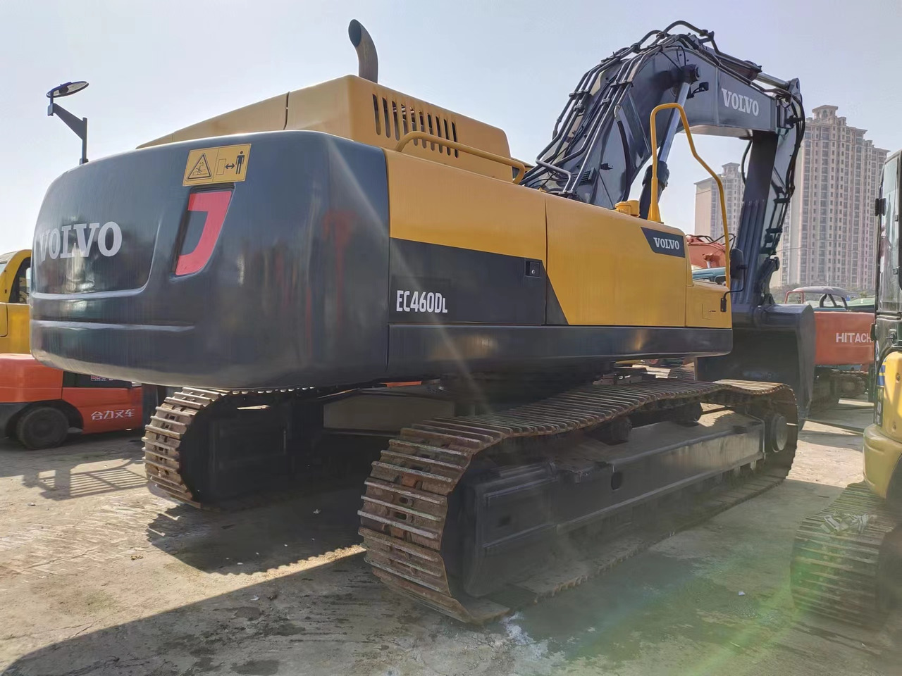 VOLVO EC460 - Rupsgraafmachine: afbeelding 1 VOLVO EC460 - Rupsgraafmachine: afbeelding 1