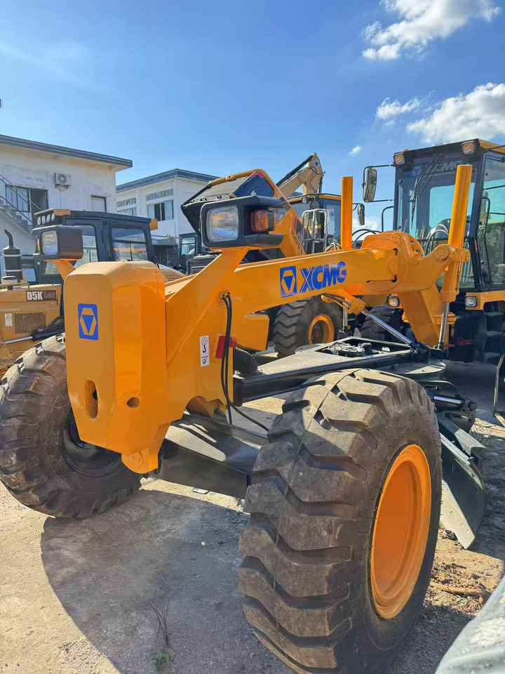 XCMG GR180 - Grader: afbeelding 2 XCMG GR180 - Grader: afbeelding 2