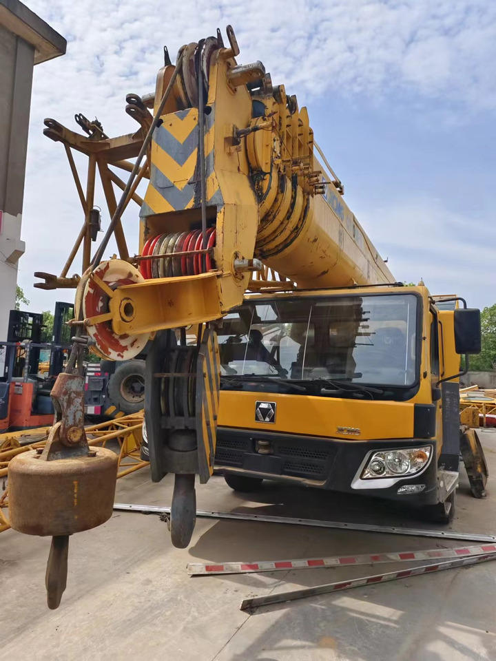 XCMG QY100K - Mobiele kraan: afbeelding 5 XCMG QY100K - Mobiele kraan: afbeelding 5