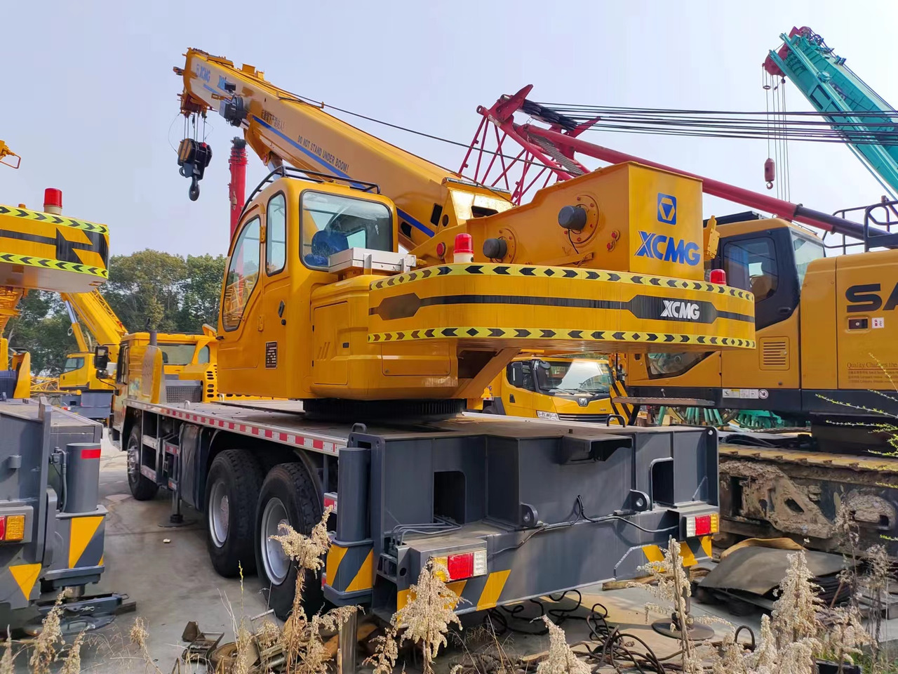 XCMG QY25K - Mobiele kraan: afbeelding 1 XCMG QY25K - Mobiele kraan: afbeelding 1