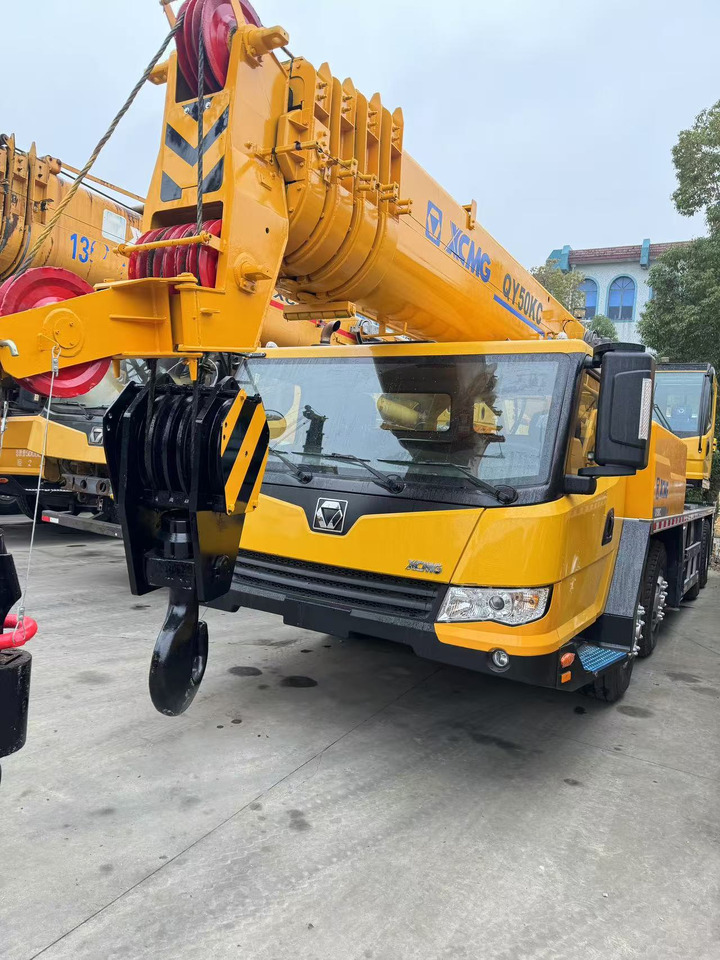 XCMG QY50KC QY50 CHINA TRUCK CRANE 50TONS - Mobiele kraan: afbeelding 1 XCMG QY50KC QY50 CHINA TRUCK CRANE 50TONS - Mobiele kraan: afbeelding 1
