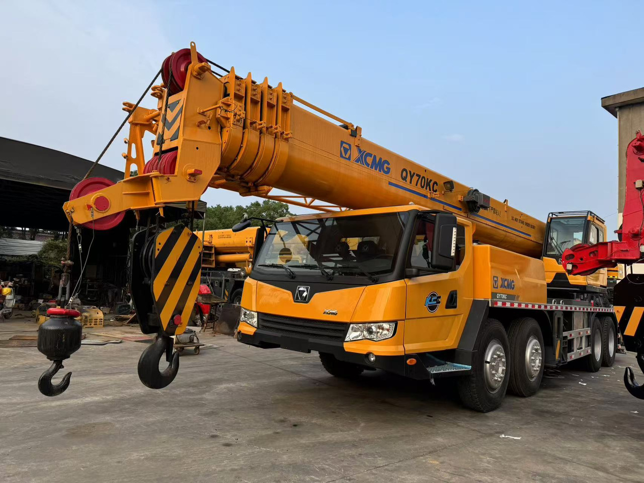 XCMG QY70K - Mobiele kraan: afbeelding 1 XCMG QY70K - Mobiele kraan: afbeelding 1